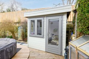 Garden Office- click for photo gallery